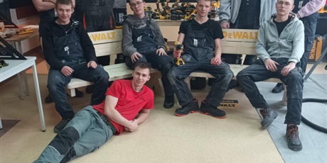 Powiększ grafikę: WARSZTATY DeWALT